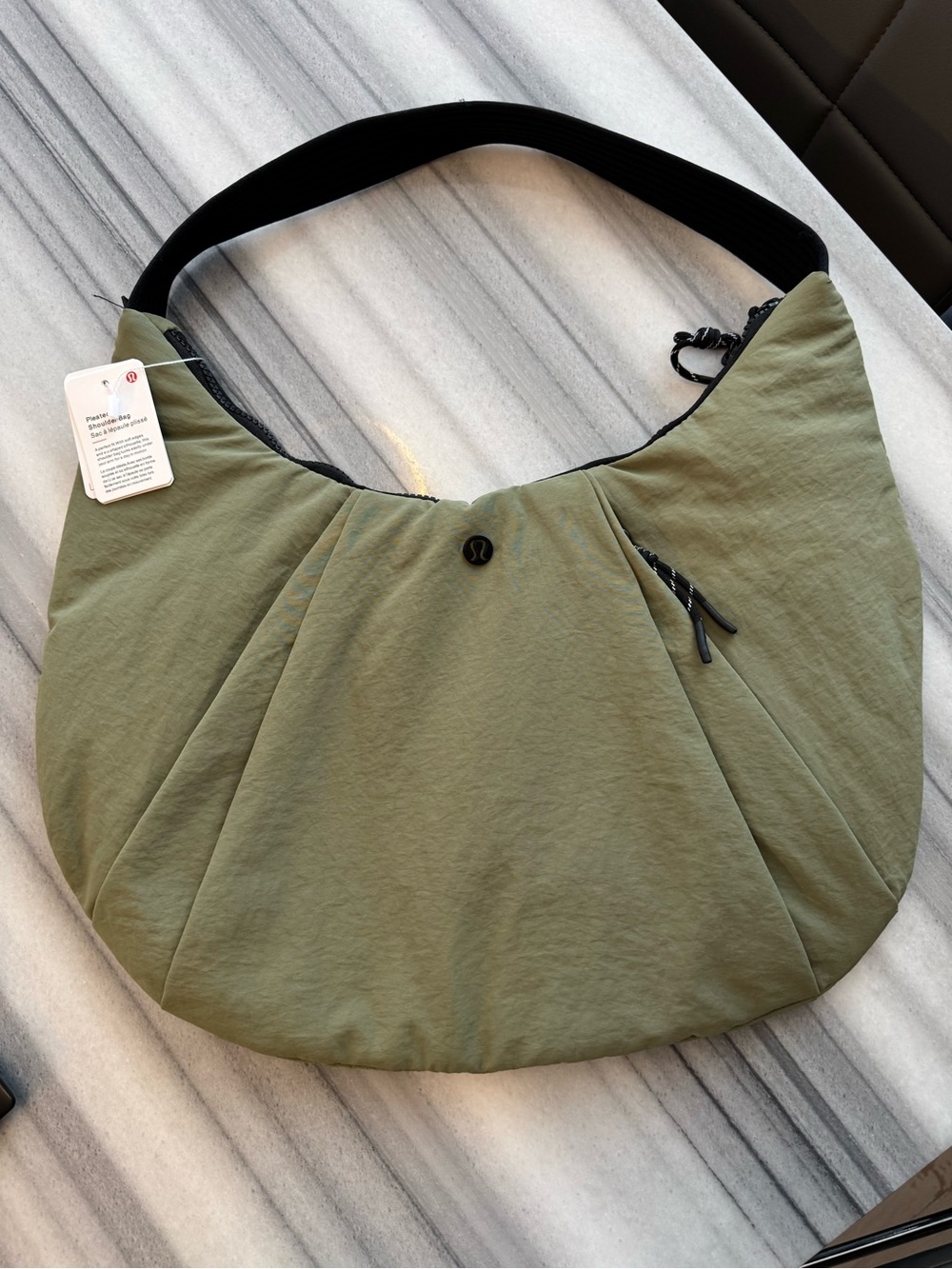 Lululemon Pleated Shoulder Bag 10L in Green NWT